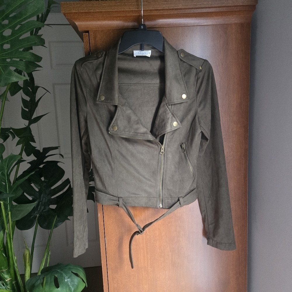 Sage The Label Green Stylish Zipper And Button Jacket With Buckle Closure